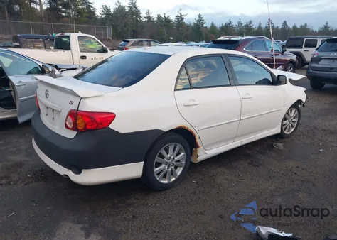 2010 Toyota Corolla S из США, поврежденный, VIN 1NXBU4EEXAZ315659